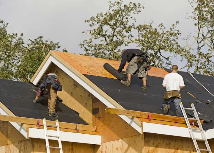 Professional roofers in Mesa